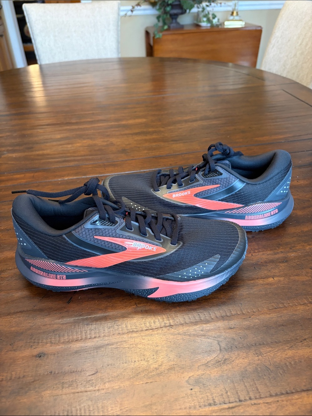 Brooks Black Adrenaline 24 GTs Woman US 9 ACS - Picture 1 of 4